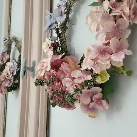 Royals Flower